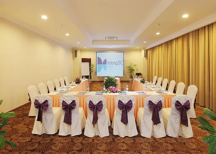 Khách sạn Dc