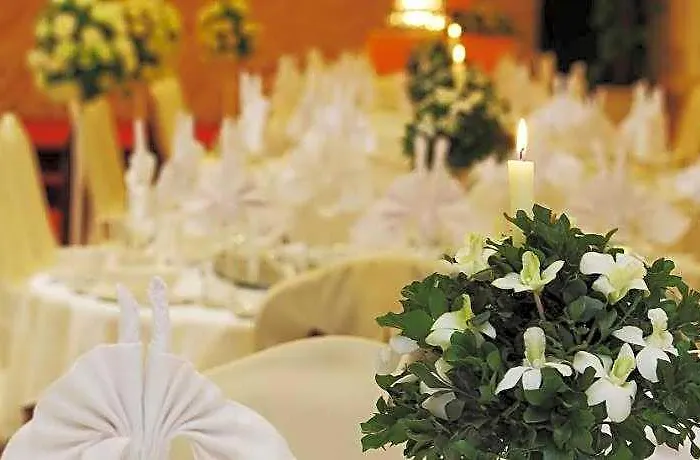 Khách sạn Dc